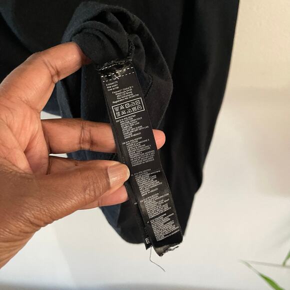 Johnny Cash Graphic Muscle Tank Top Women Medium Black USA Flag Country Rock Tee - Picture 4 of 6